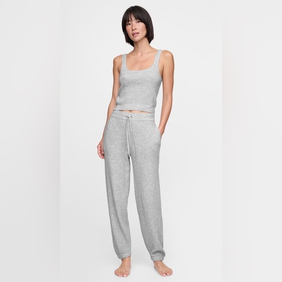 GAP Pants - GAP Cashsoft Waggle Drawstring Jogger NWT Grey